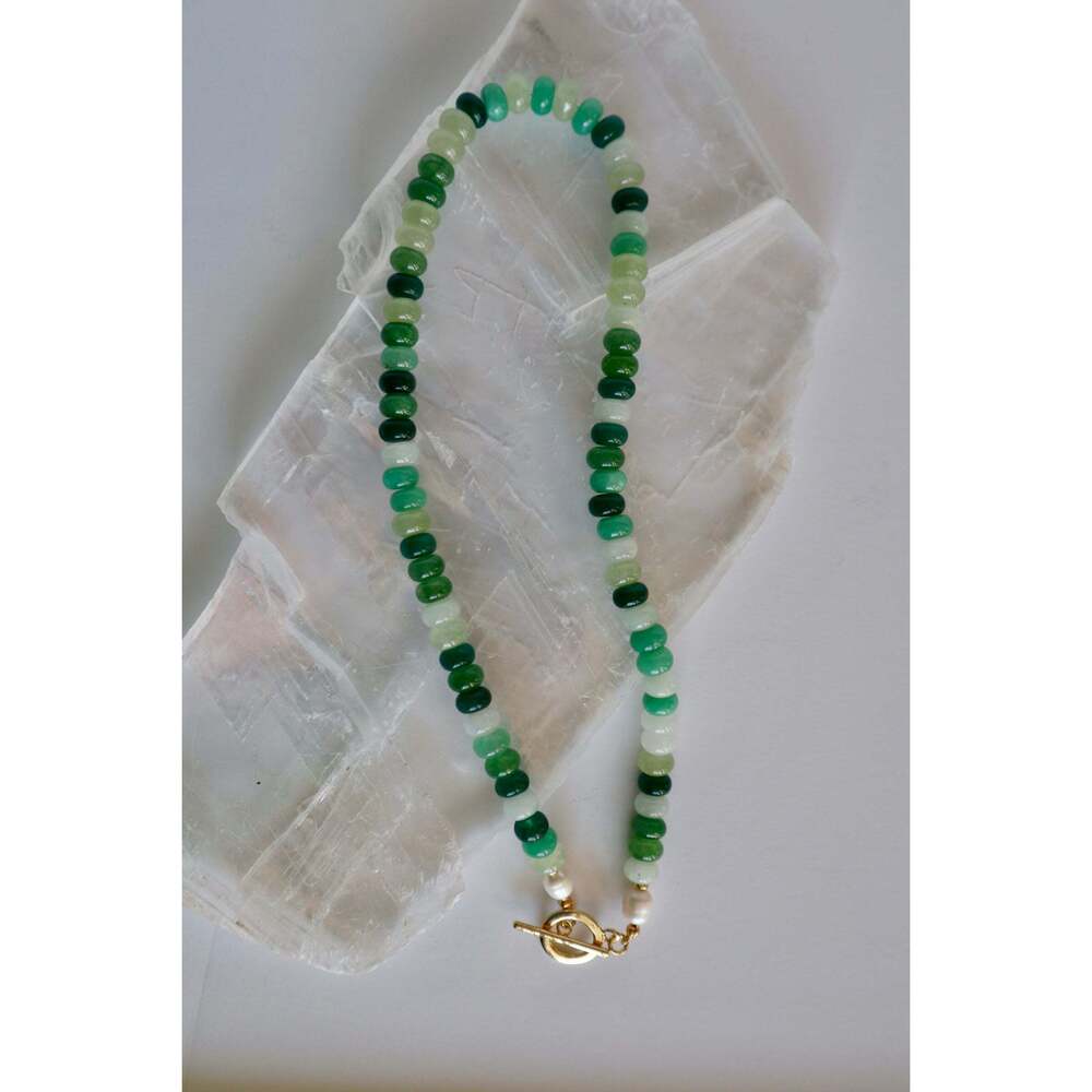 Verdelle – Green Jade and Pearl Necklace with Gold Toggle – 16"